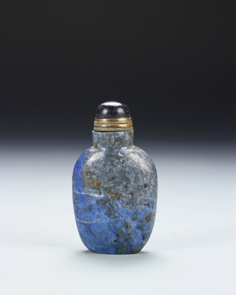 Chinese Lapis Snuff Bottle (1 of 3)