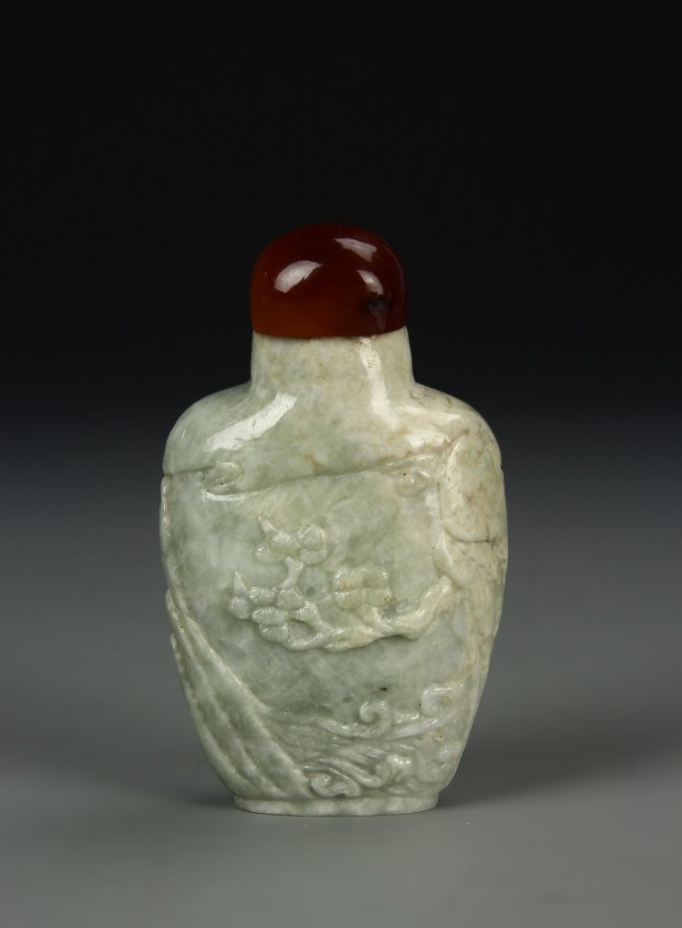 Chinese Jade Snuff Bottle (1 of 4)
