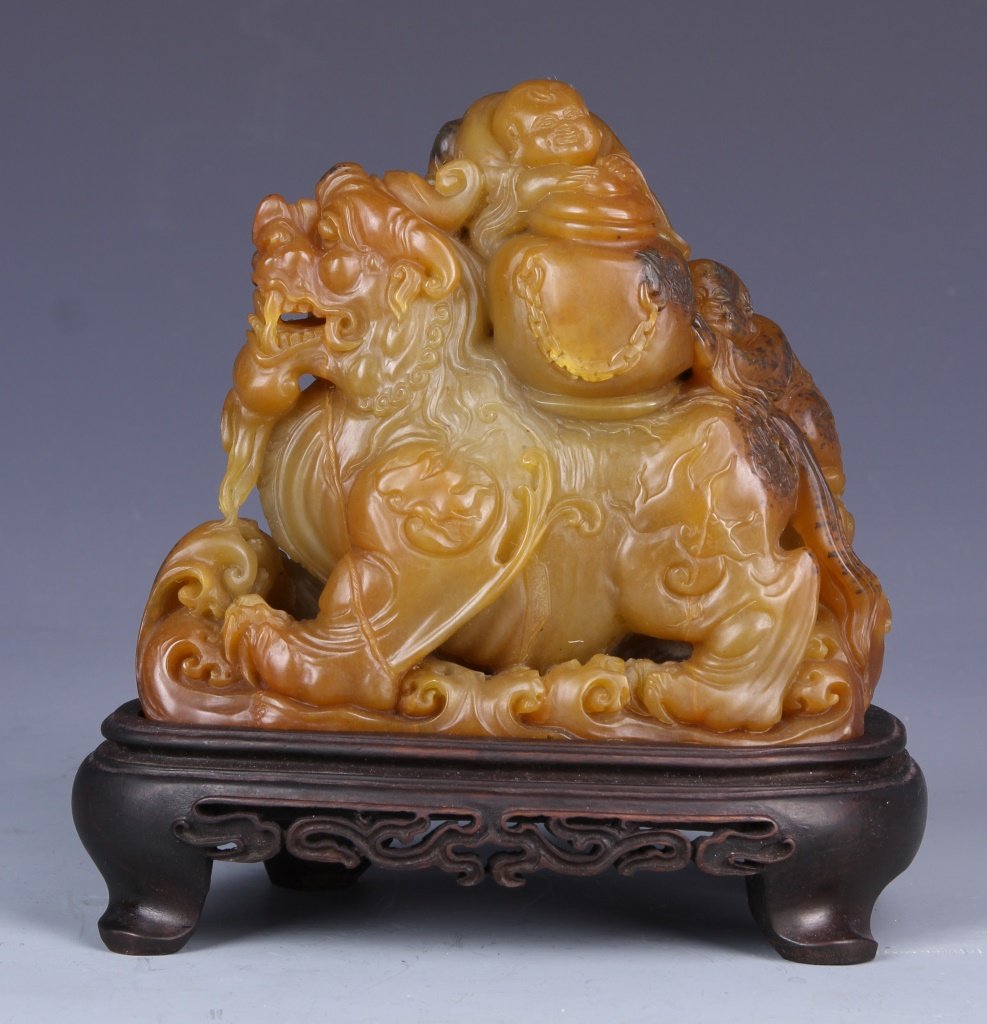 Chinese Shoushan Foo Lion (1 of 2)