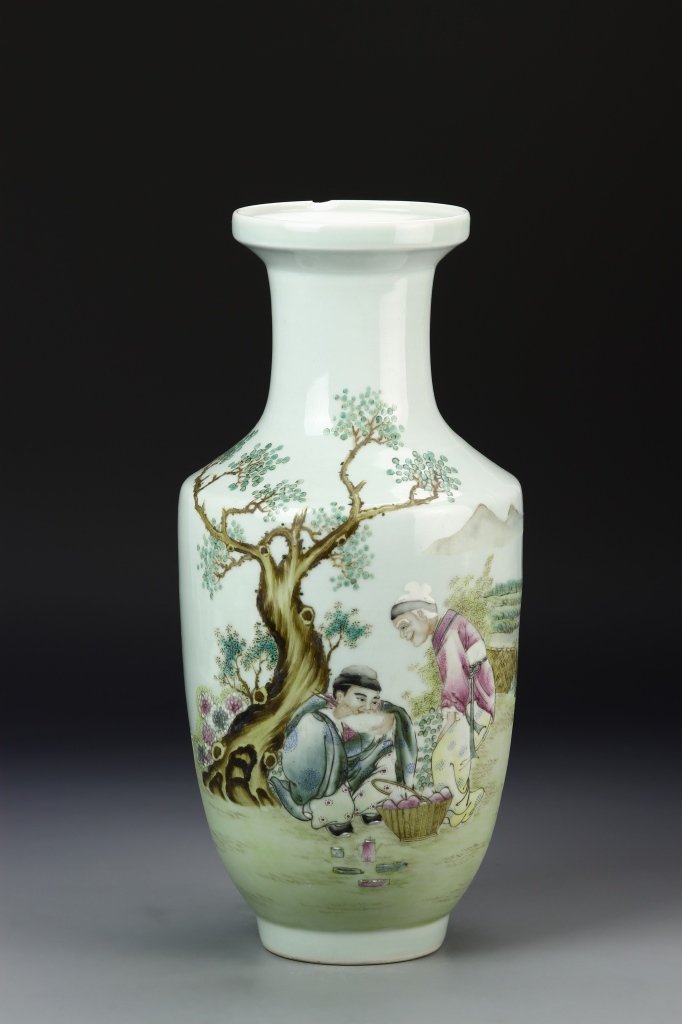 Chinese Famille Rose Vase: China, ROC Period, Famille Rose vase, on a slightly raised base, with a tall, narrow body and square shoulders, tapering in at the neck, glazed in a white ground, with brightly painted scene of figure