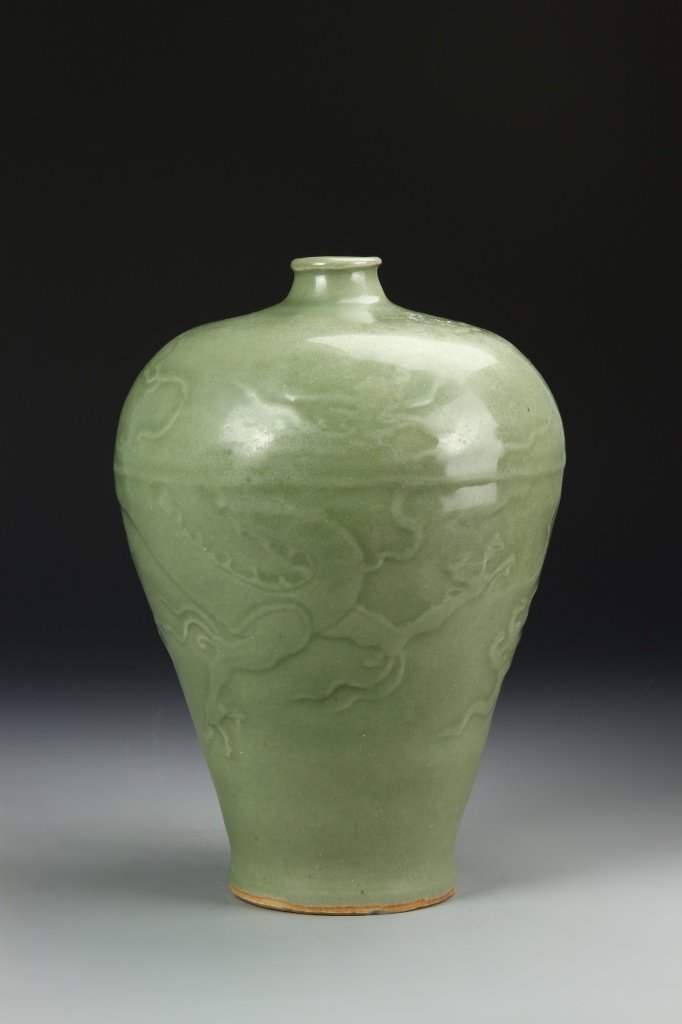 Chinese Longquanyao Meiping Vase (1 of 7)