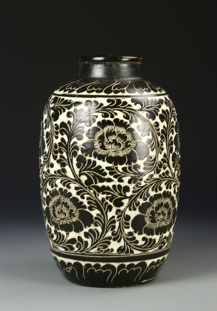 Chinese Cizhou Wear Vase (1 of 5)