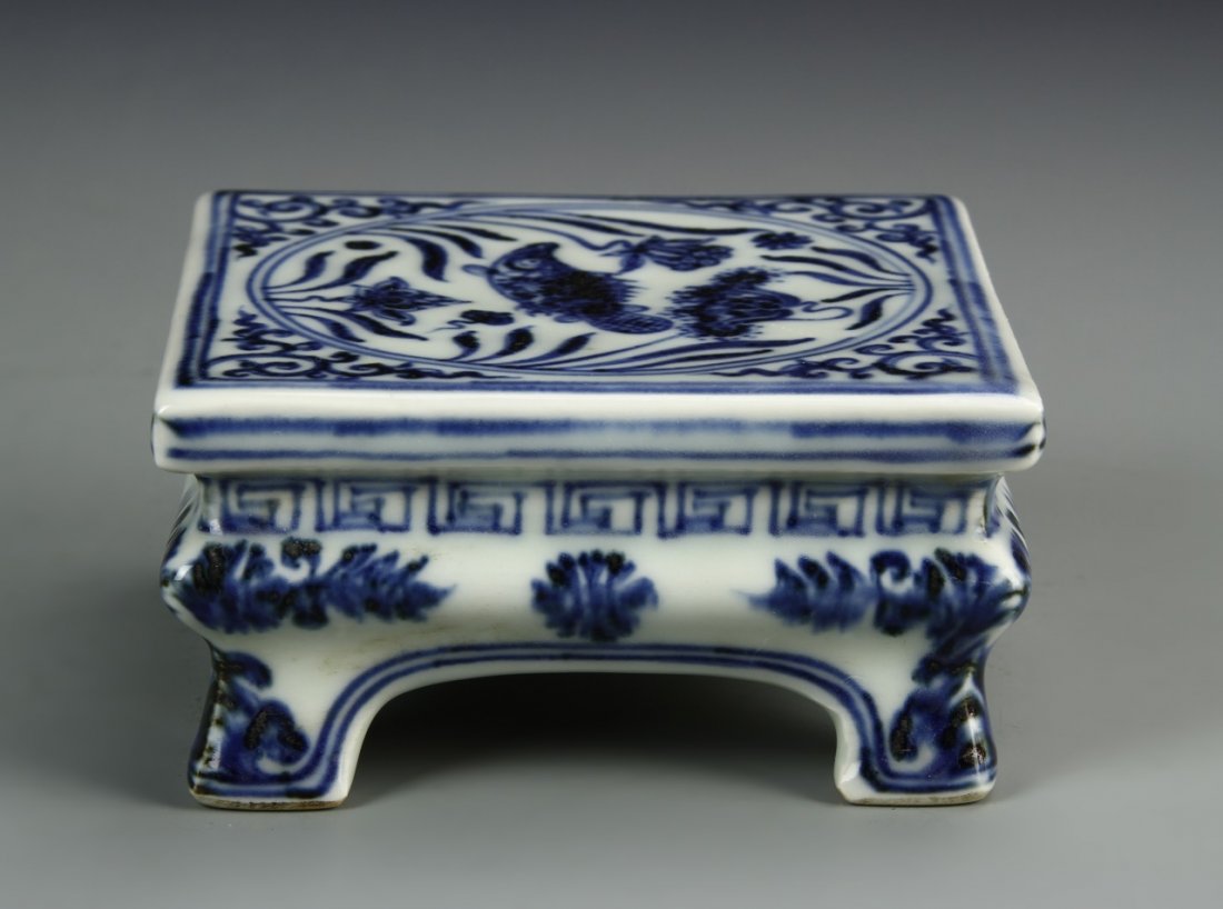 Chinese Blue And White Ink Bed (1 of 9)
