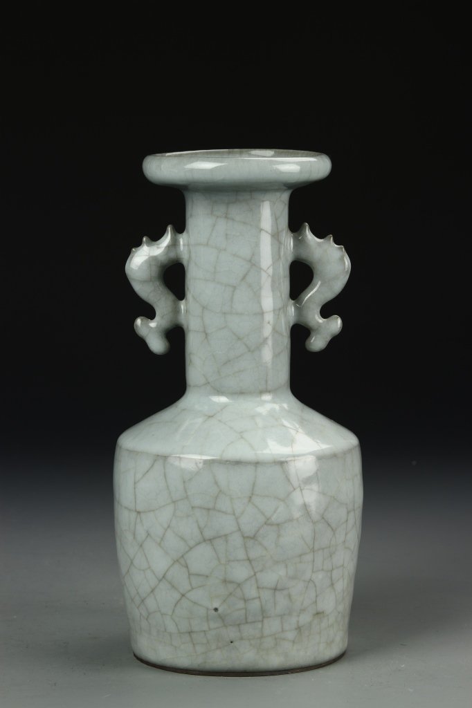 K'uan Ware Mallet Vase (1 of 9)
