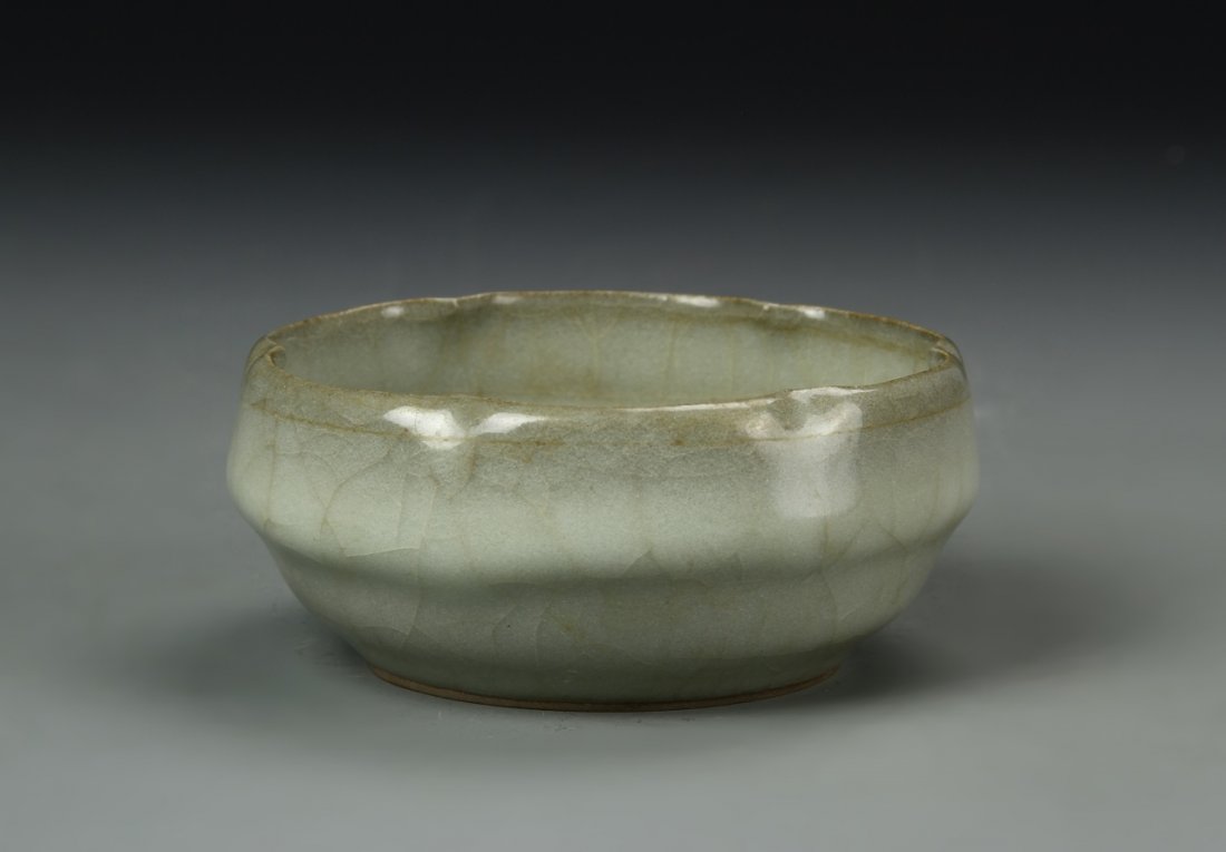 K'uan Ware Floral-Rim Brush Washer (1 of 6)