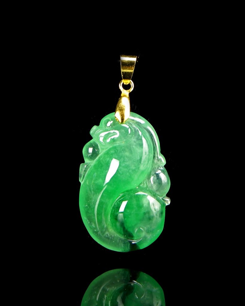 Chinese Jadeite Pendent (1 of 2)
