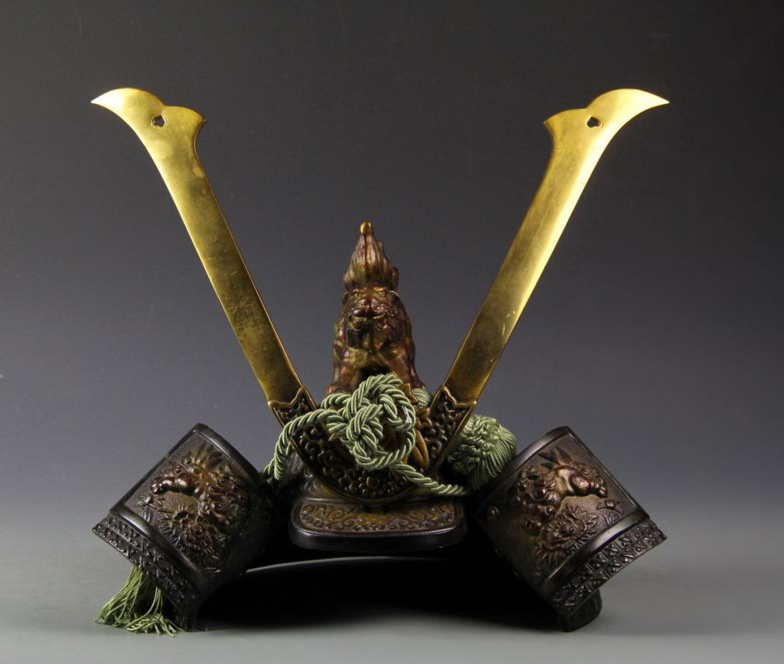 Japanese Antique Bronze Warmer Helmet (1 of 8)