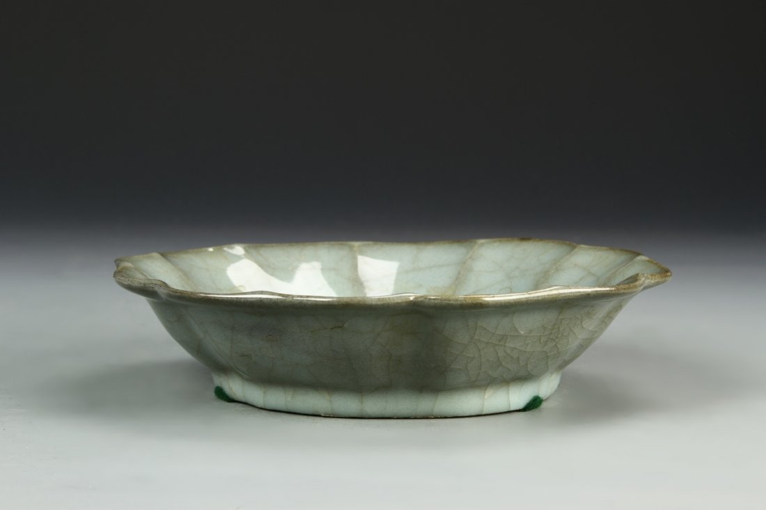 Kuan-Type Petal Lobed Dish (1 of 5)