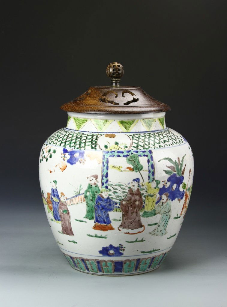 Chinese Wucai Jar (1 of 7)