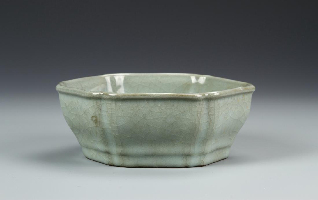 Guan-type Hexagon Brush Washer (1 of 5)