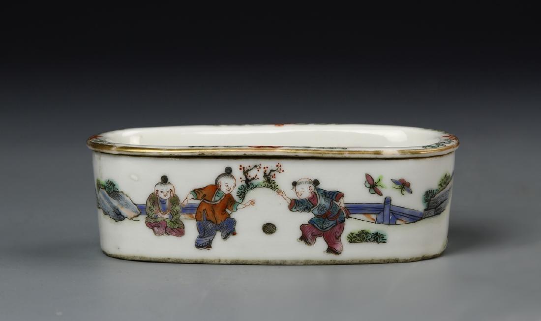 Chinese Famille Rose Box (1 of 7)