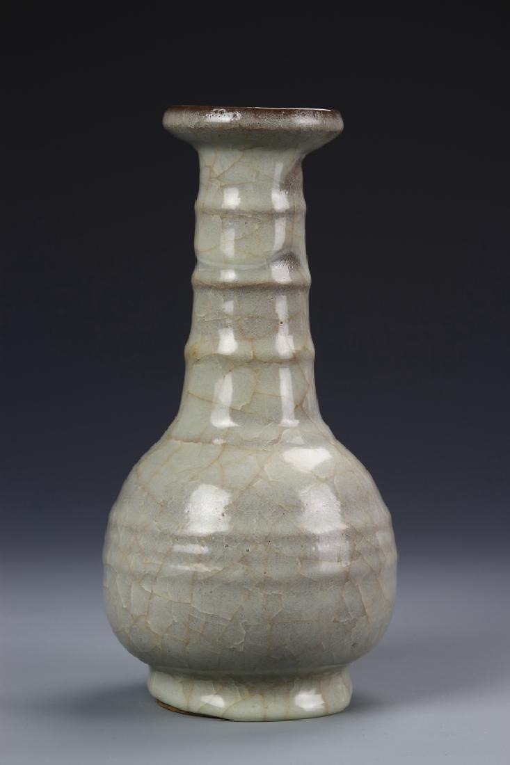 Chinese Lung Quan Yao Vase (1 of 5)