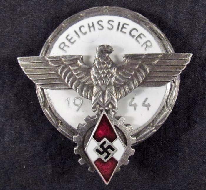 1944 Nazi German Reichssieger Badge: You are bidding on a 1944 Nazi Reichssieger Badge. The badge is maker's marked with enamel finish and a pin backing. Thank you for viewing this lot.
