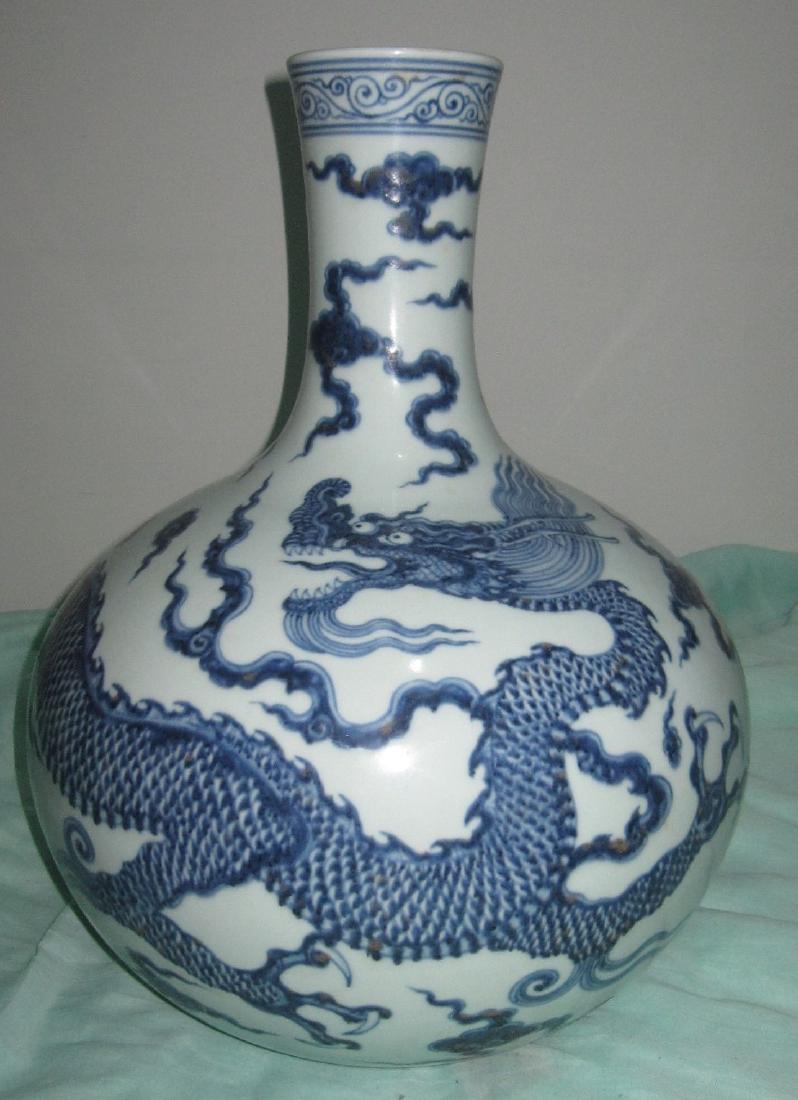 ming Yongle blue & white dragon vase with tianqio shap