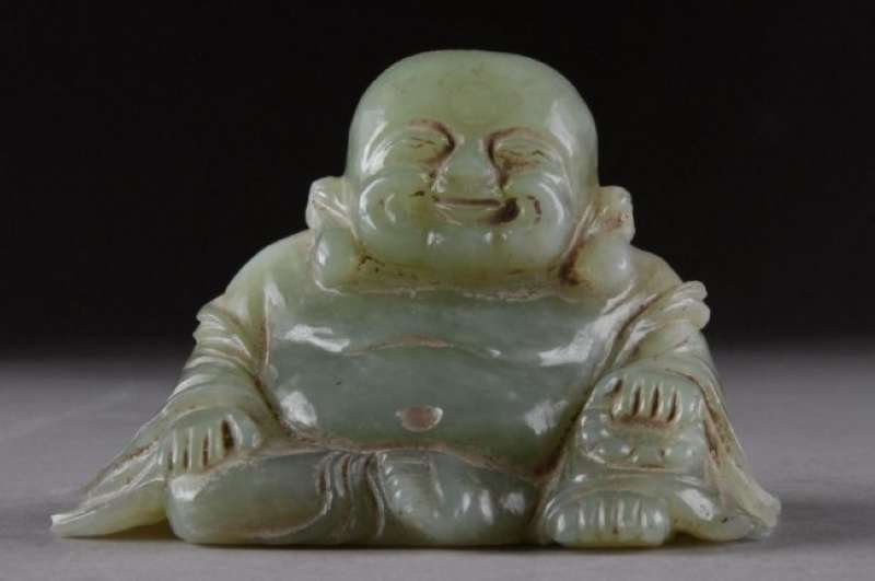 CHINESE ANTIQUE BOWENITE JADE: A lauphing buddah made of green jade TAO KUANG 1821-1850, carving of Pu-Tai Ho Shang with traditional round and smiling face, pendant ears, abundant belly, with hands resting on knees. Height: 4 1/2"