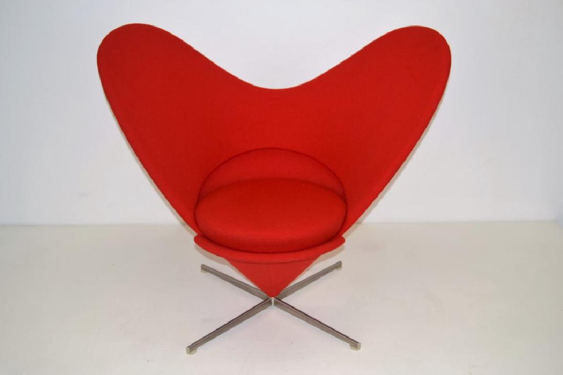 Verner Panton Heart Chair (1 of 2)