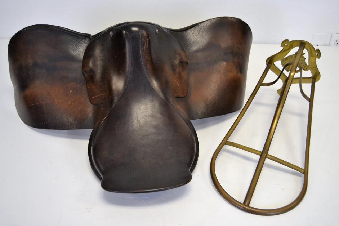 Hermes Saddle with Saddle Stand (1 of 6)