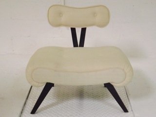 Grosfeld House "Bowtie" Chair: great form