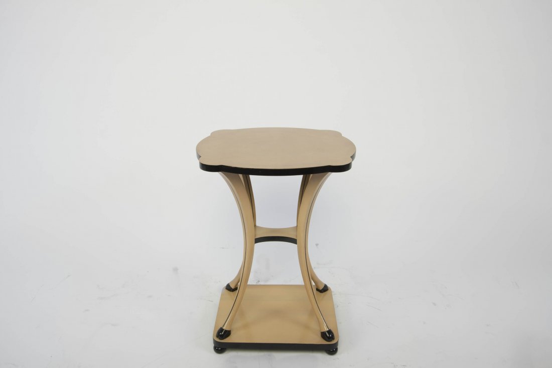 French Neo Classic Hoof Table: nn