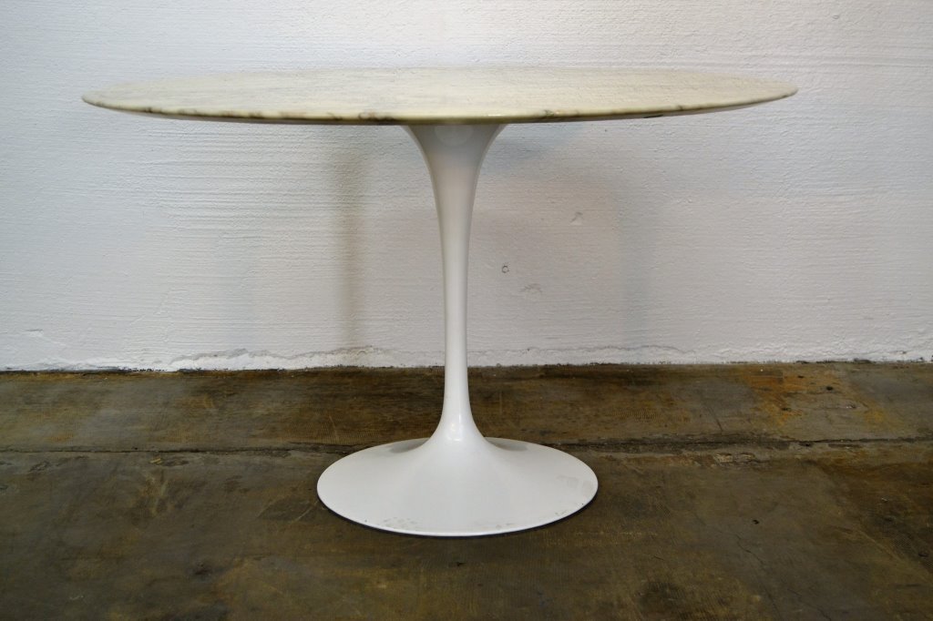 Saarinen for Knoll Marble Dining Table (1 of 3)