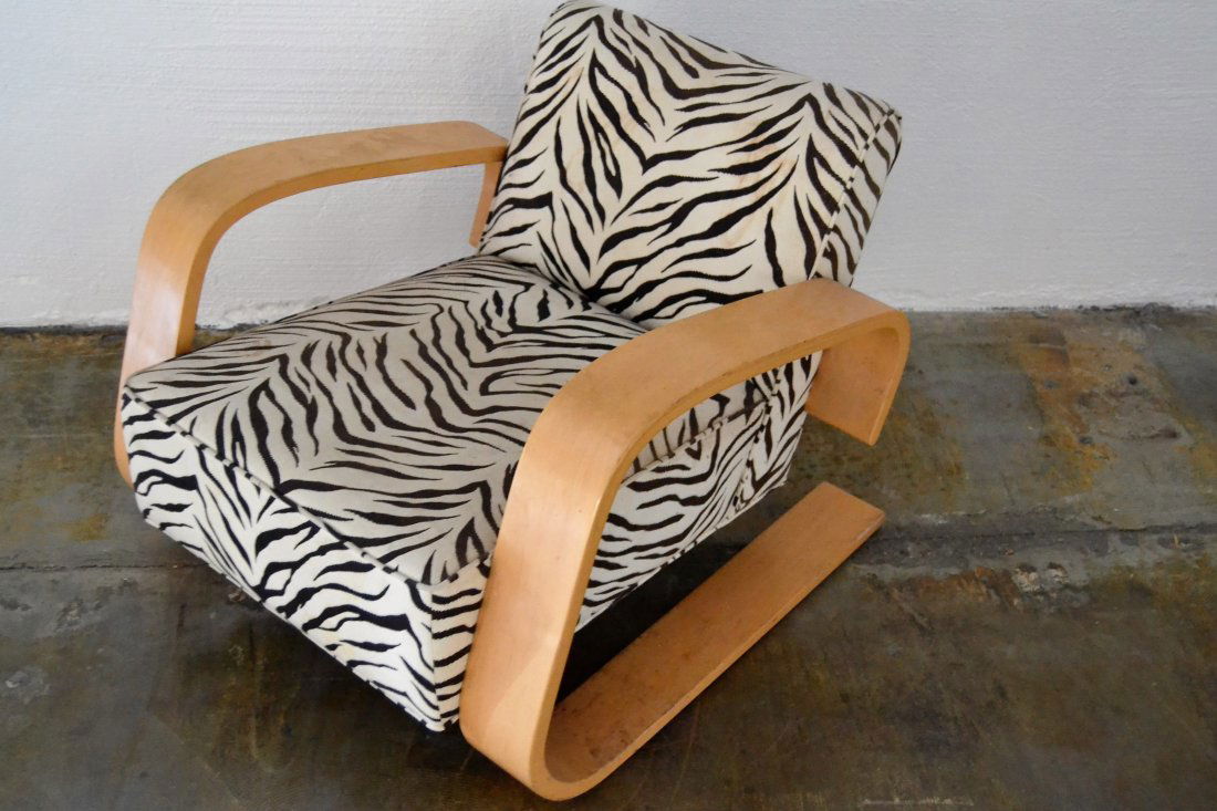 Alvar Aalto Tank Chair (1 of 2)