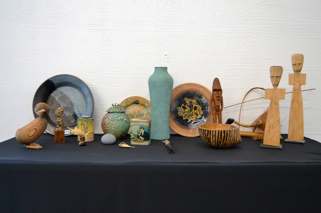 Lot of Misc-Pottery and Decorative Objects: Various Pieces and Sizes