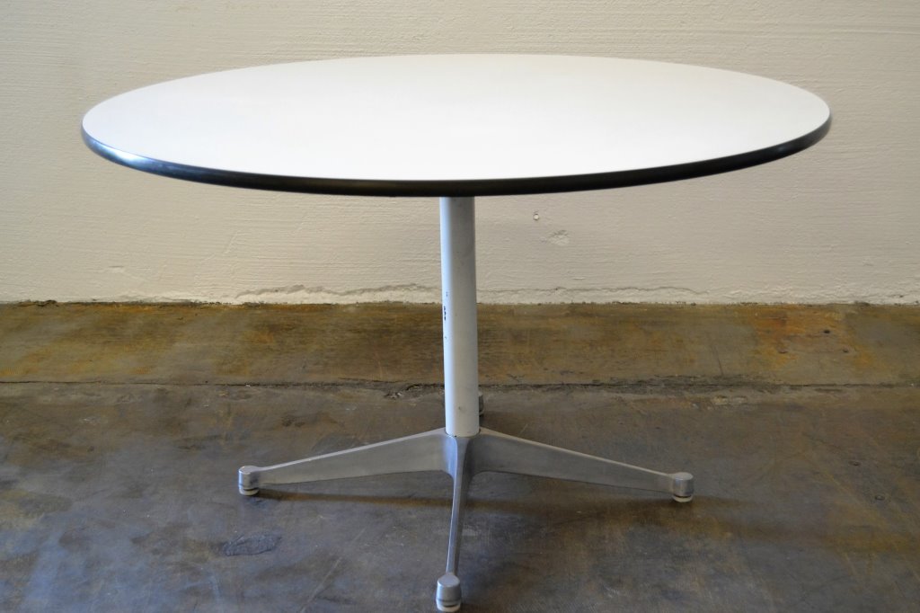Eames Round Dining Table (1 of 3)