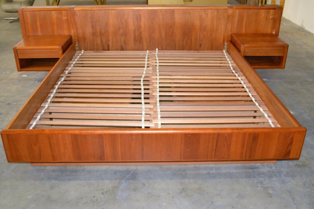 King Size Teak Bed with Floating Nite Stand (1 of 5)