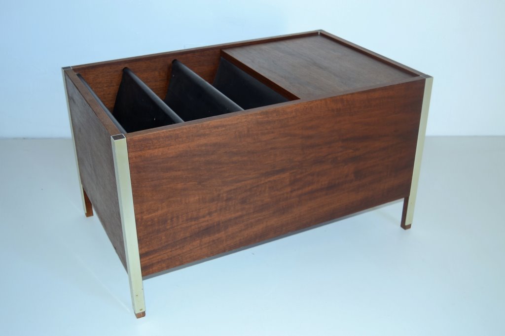 Paul McCobb Style Magazine Table (1 of 4)