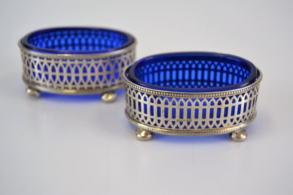 Pair Sterling English Salt Cellars (1 of 5)