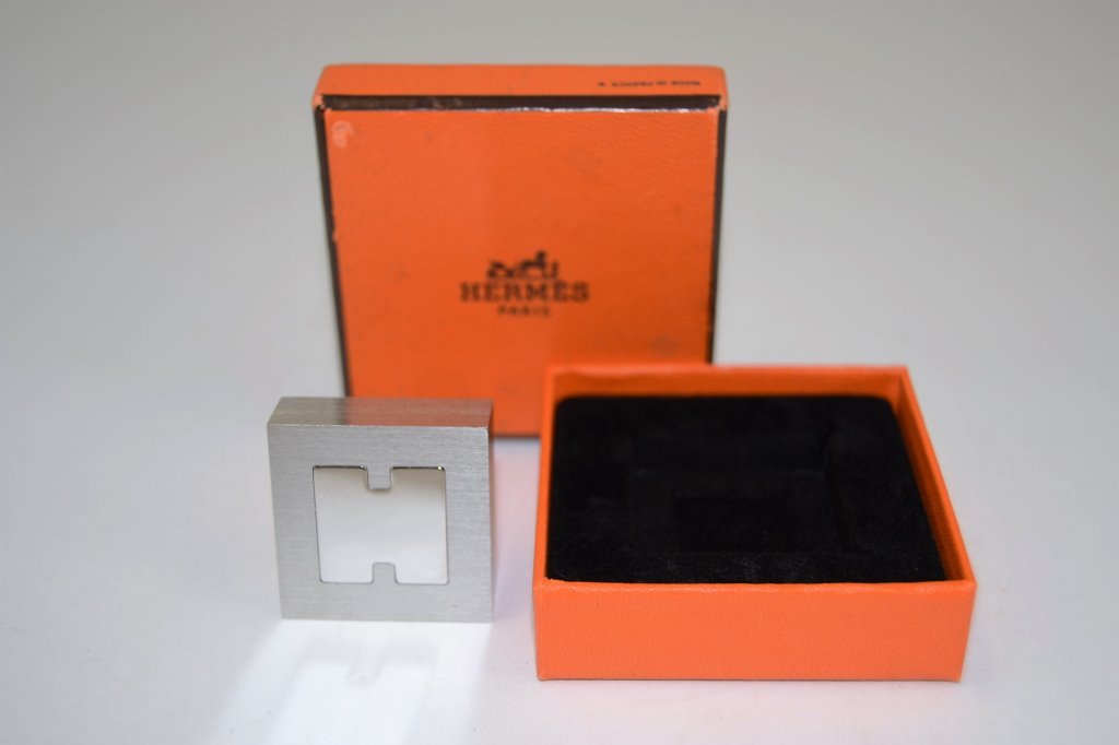 Hermes Picture Holder (1 of 5)