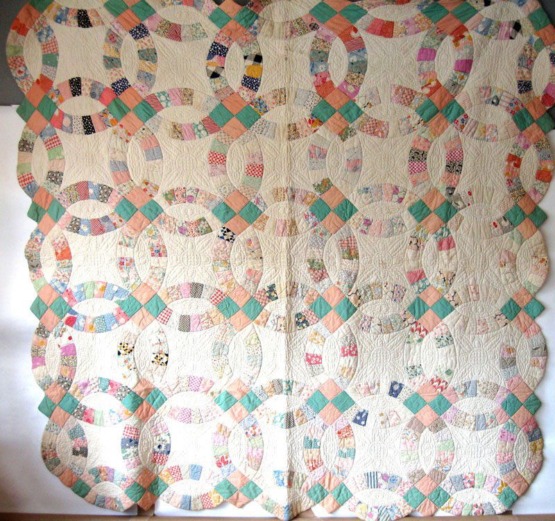 Antique double Wedding Ring patchwork quilt, 6 feet: Antique double Wedding Ring patchwork quilt, 6 feet by 6 feet 2 inches,