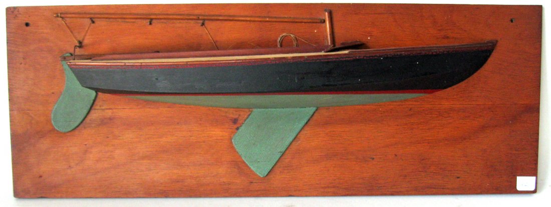 Builder’s half model, Annisquam, "Friendship Class,”: Builder’s half model, Annisquam, "Friendship Class,” backboard 22 inches, retains original paint. Condition: good.