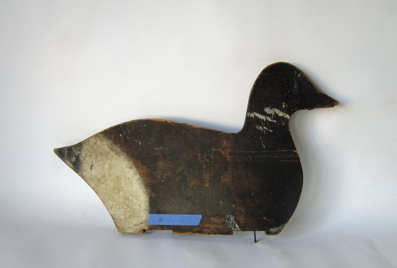 Two dimensional goose decoy, 17 inches long. (1 of 1)