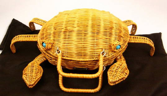 Kate Spade Limited Edition Wicker Crab Handbag: Kate Spade New York Limited Edition Wicker Crab Handbag W/Tags & Dust Cover - This lovely bag is a limited edition crab handbag by Kate Spade New York. The bag was hand-woven from natural straw wicker