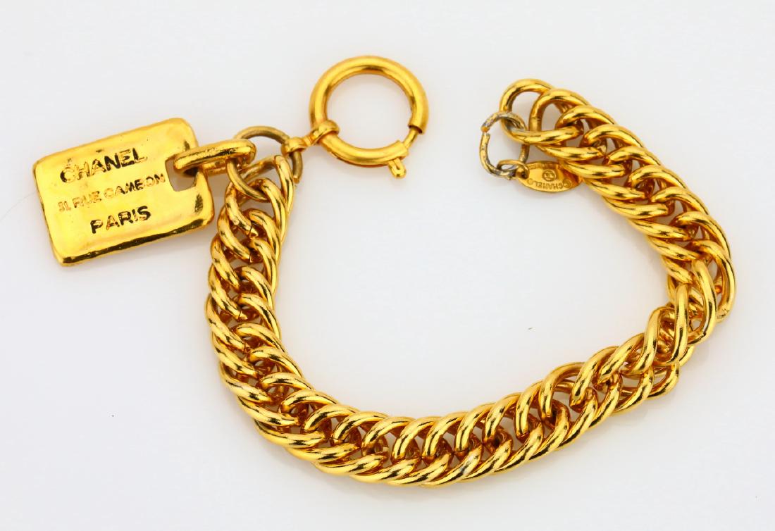 Chanel Vintage "31 Rue Cambon" 7" Chain Bracelet (1 of 4)