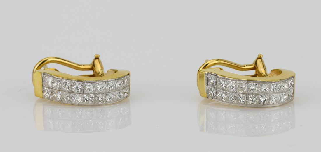 3.50ctw VS1-VS2/G-H Diamond & 18K 0.75" Earrings (1 of 3)
