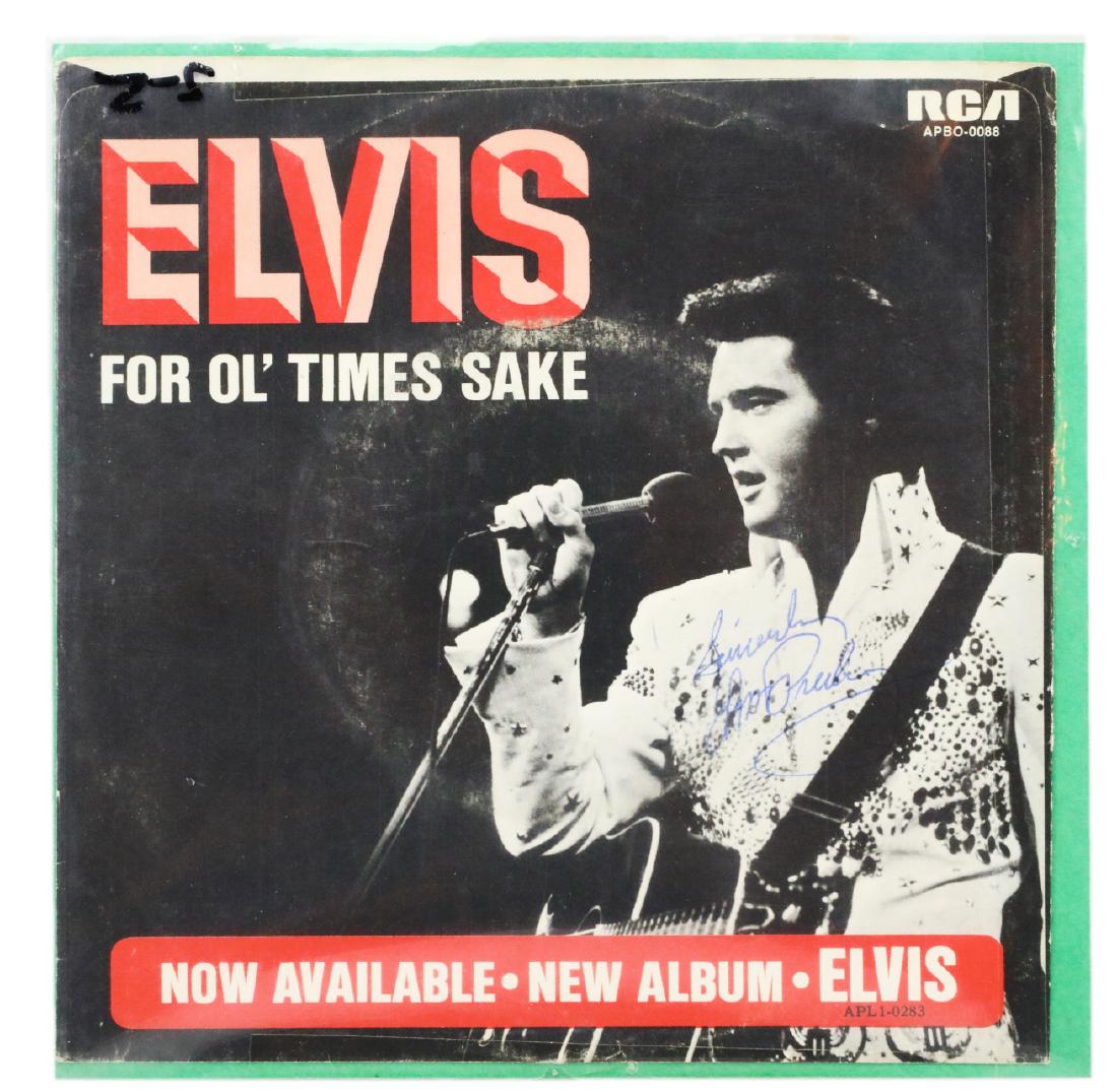 Elvis Presley Autographed 45 Vinyl Record (1 of 3)