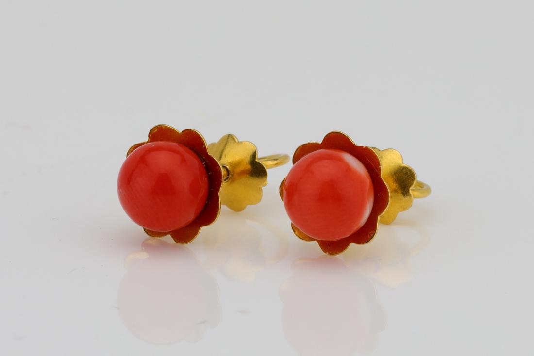 5.5mm Red Coral & 18K Yellow Gold Stud Earrings (1 of 3)