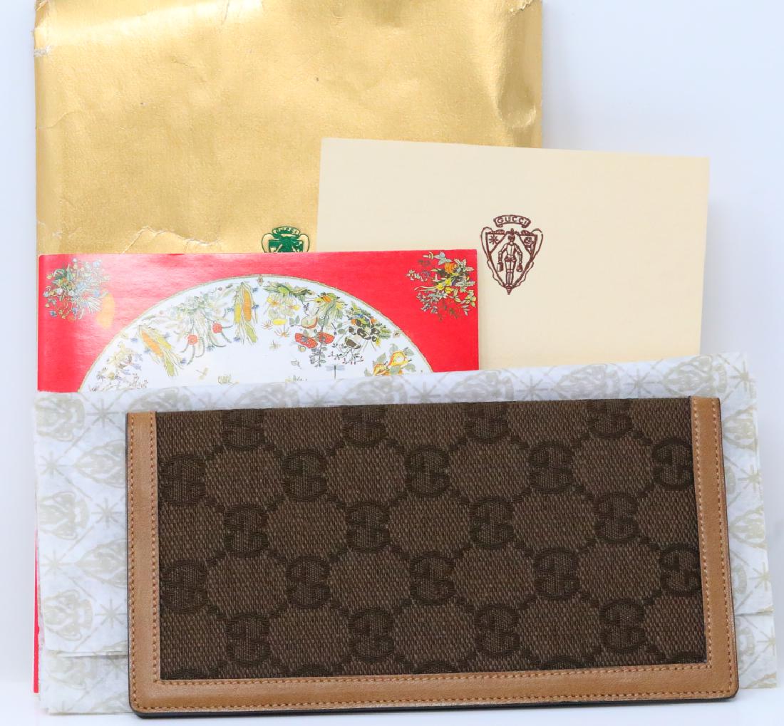 gucci checkbook wallet