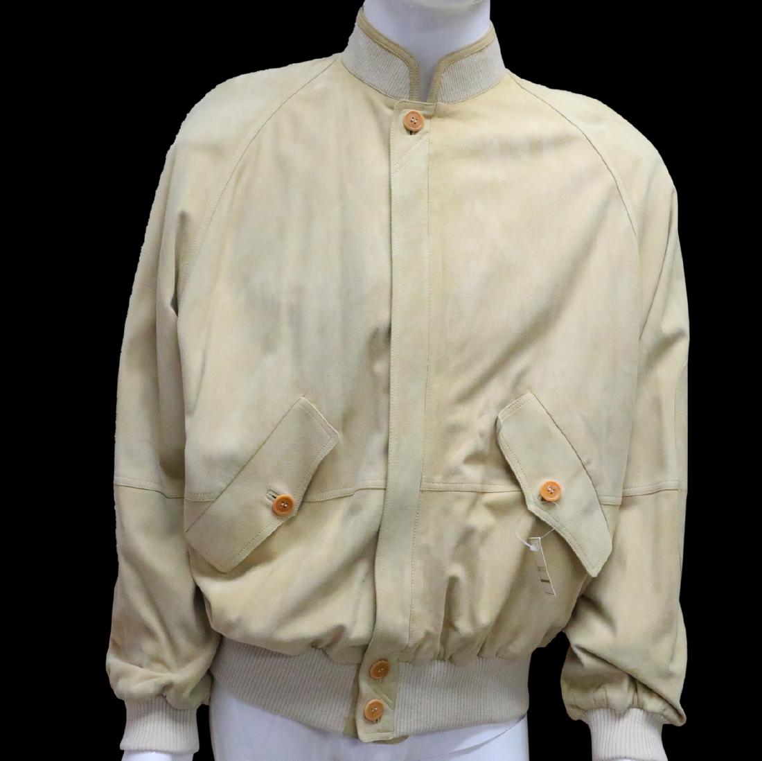 Gucci Vintage 1980s Suede Men's Bomber Jacket: Gucci Vintage 1980s Beige Suede Men's Bomber Jacket New W/Tags in Gucci Garment Bag - This vintage men's bomber jacket by Gucci is not only fashionable outerwear, but a highly sought after collector's