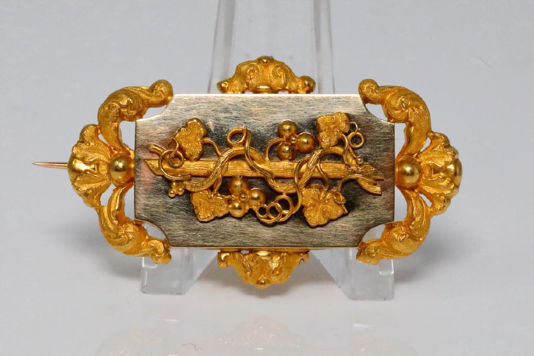Solid 21K Yellow Gold Ornate Brooch (1 of 3)
