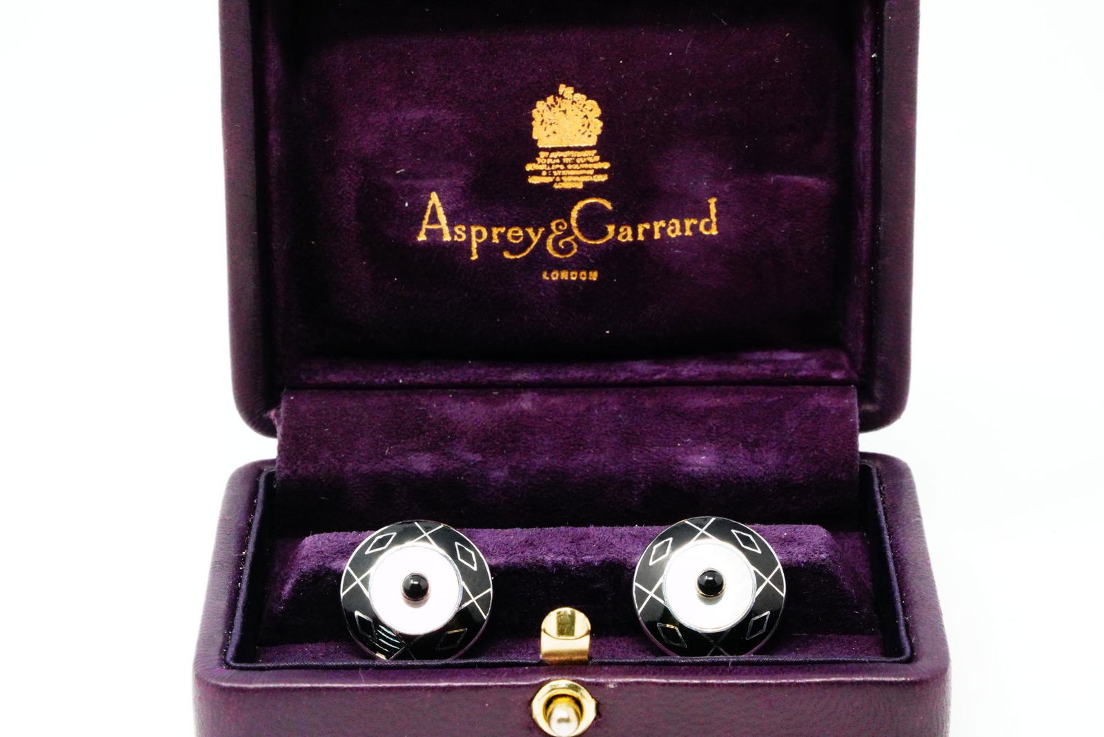 Asprey London Enamel, Mother of Pearl 18K Cufflinks (1 of 4)