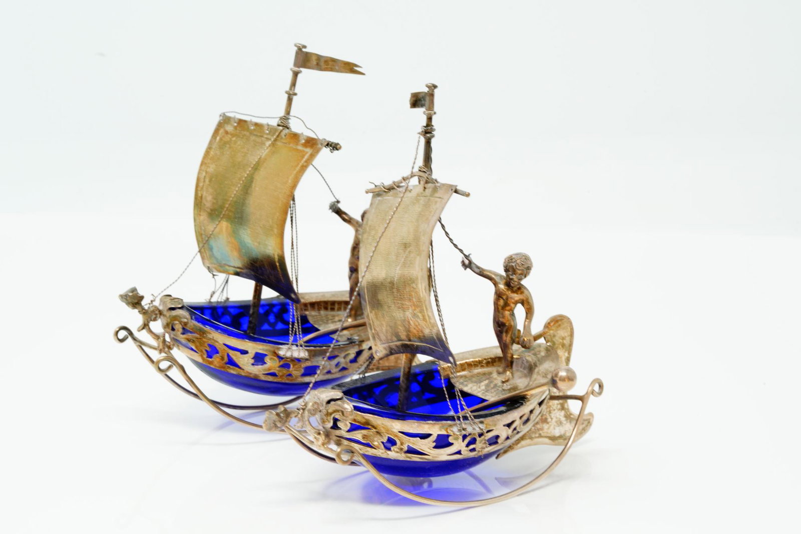 Vintage Sterling Silver & Blue Glass Ship Cellars (1 of 4)