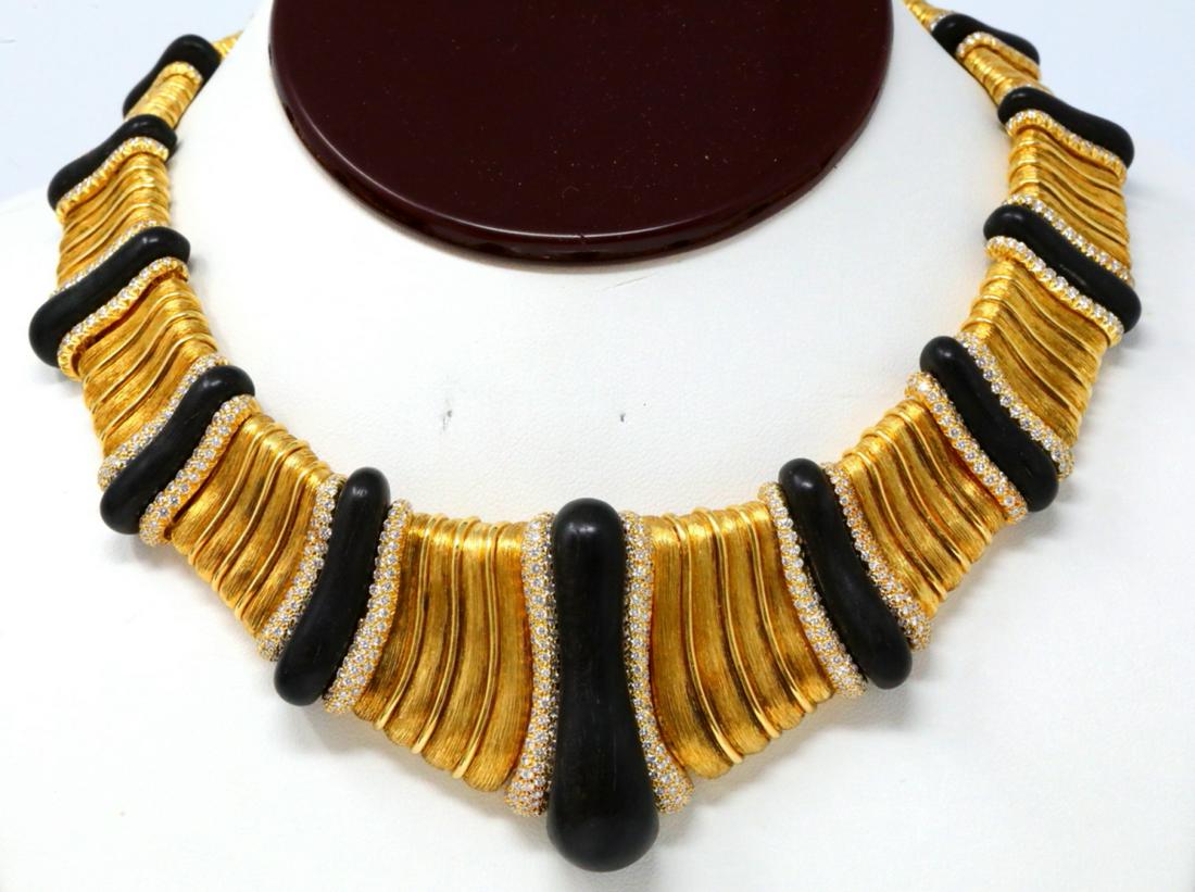 Henry Dunay 12ctw VVS1-VVS2/D-F Diamond 18K Necklace: Henry Dunay One-of-a-Kind 12.00ctw VVS1-VVS2/D-F Diamond & Solid 18K Yellow Gold Textured Bib Necklace W/Ebony Inserts - This stunning one-of-a-kind piece was commissioned by a private jewelry collect