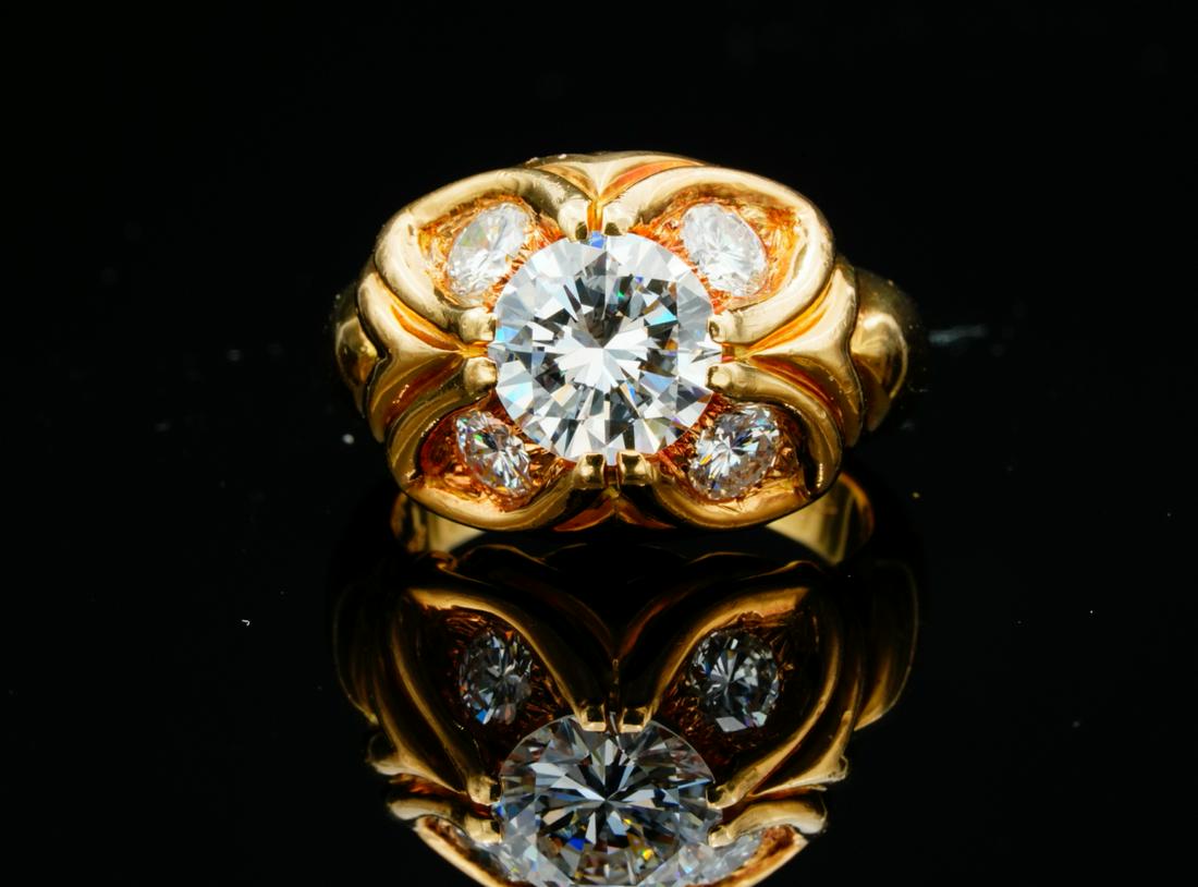 Bvlgari 2.60ctw VVS2-VS1/F-G Diamond 18K Ring (1 of 7)