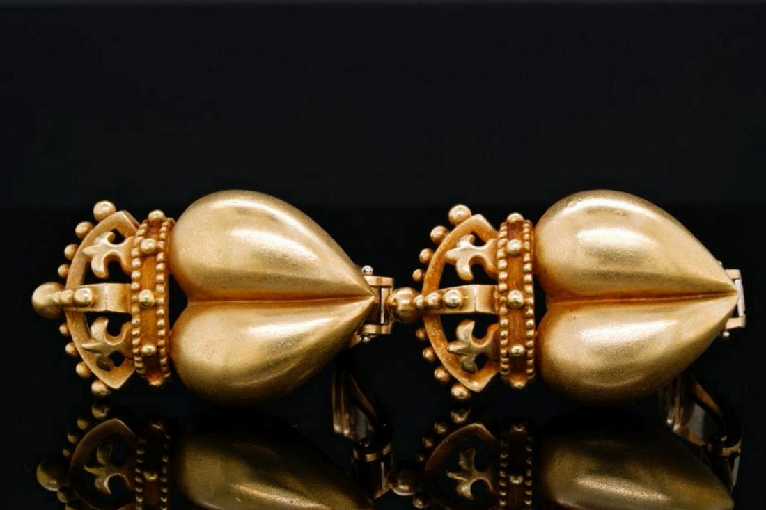 B. Kieselstein-Cord 1987 18K Crown Heart Ear Clips (1 of 5)