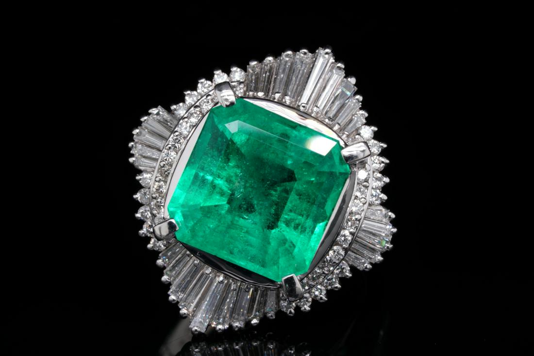 5.70ct Emerald, 0.90ctw Diamond Platinum Ring (1 of 6)