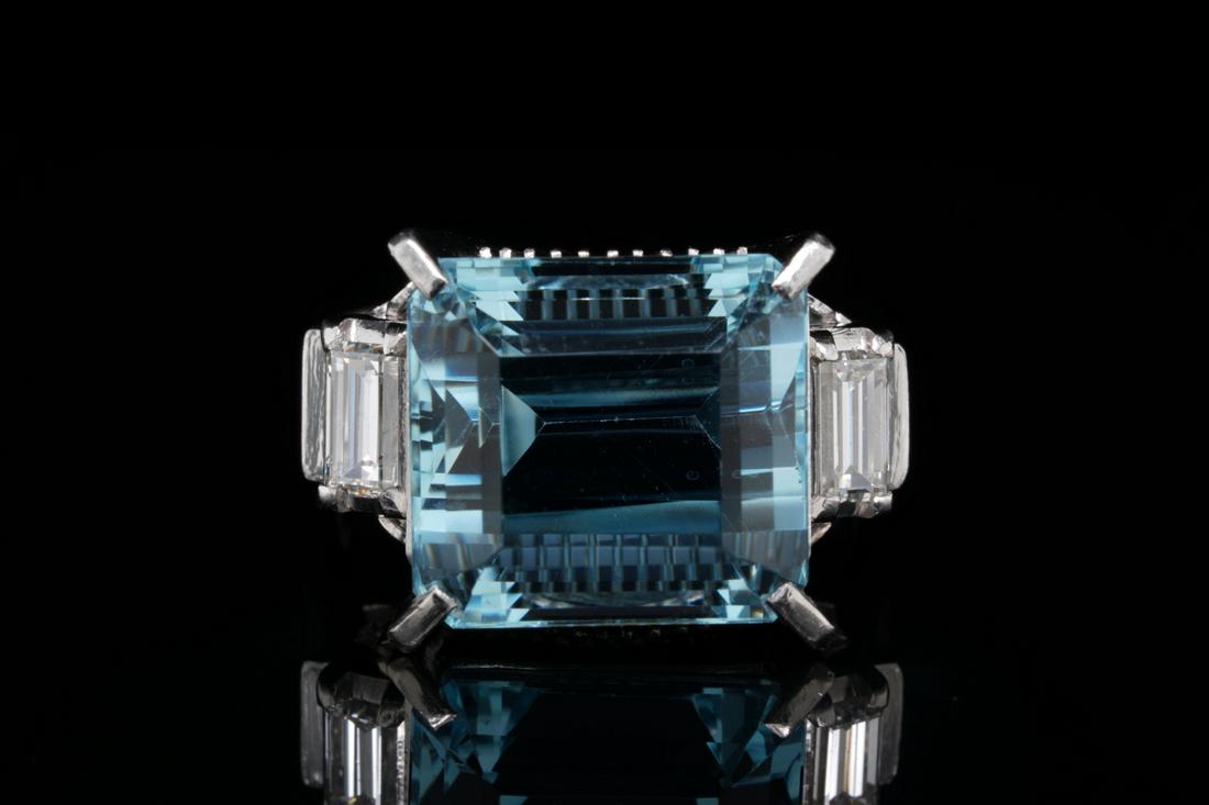 11.10ct Aquamarine, 0.60ctw Diamond Platinum Ring (1 of 4)