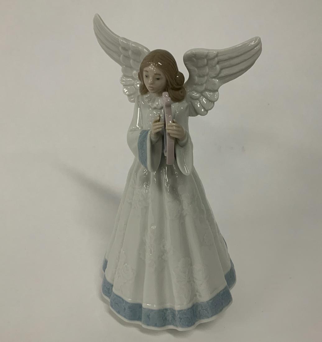 Lladro "Heavenly Harpist" Porcelain Figurine (1 of 8)
